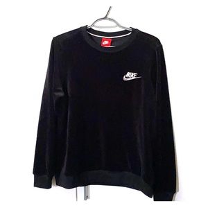 Nike velour crewneck sweatshirt